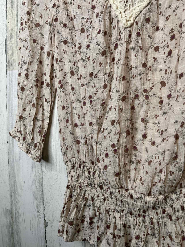 Boutique Size M Shirt