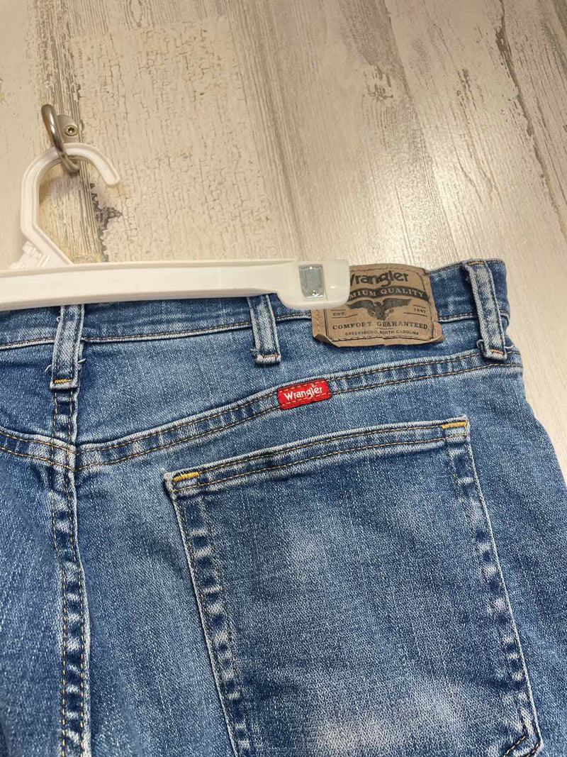 Size 36/29 Wrangler Pants