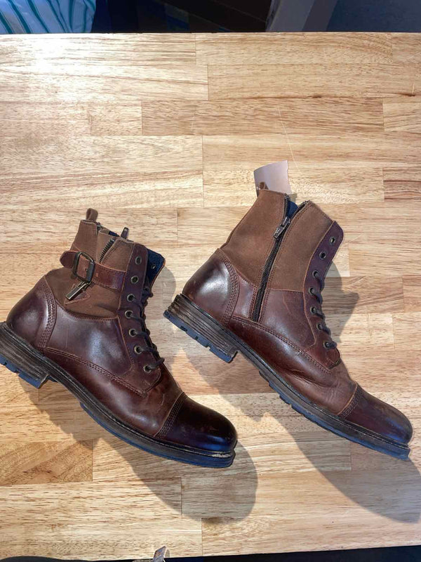 10 Leather Boots