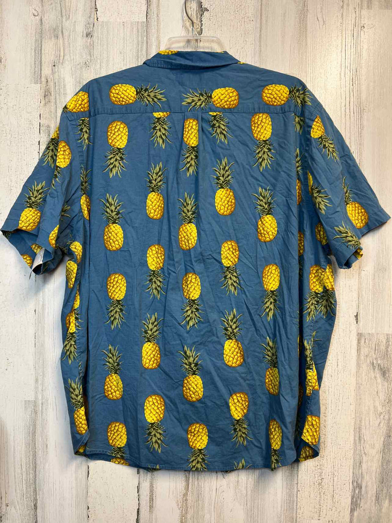 Size XXL Old Navy Shirt