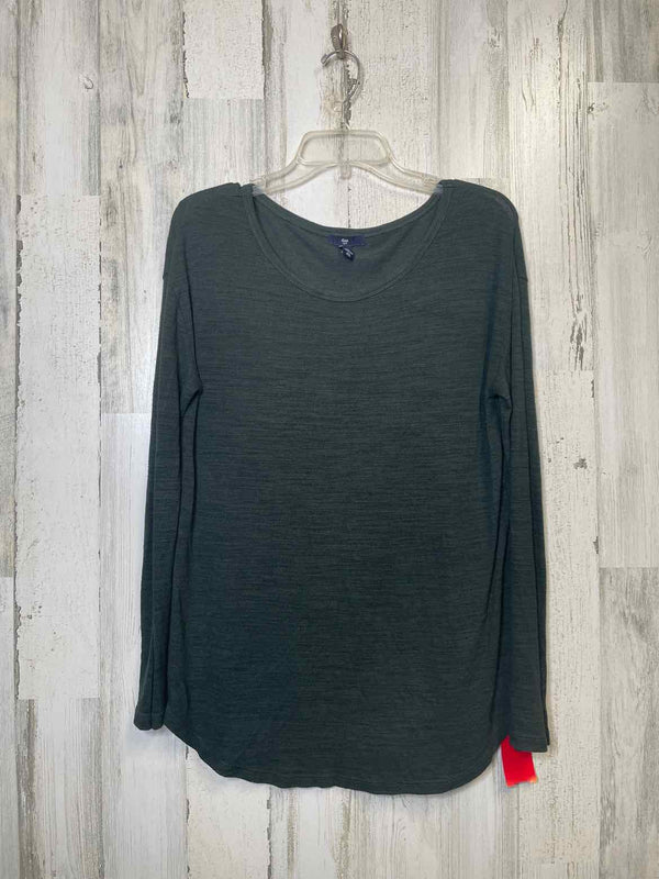 GAP Size S Shirt