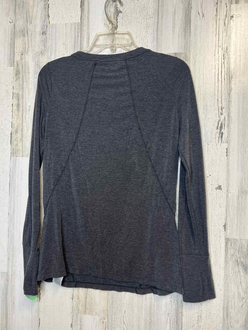 GAP Size M Shirt