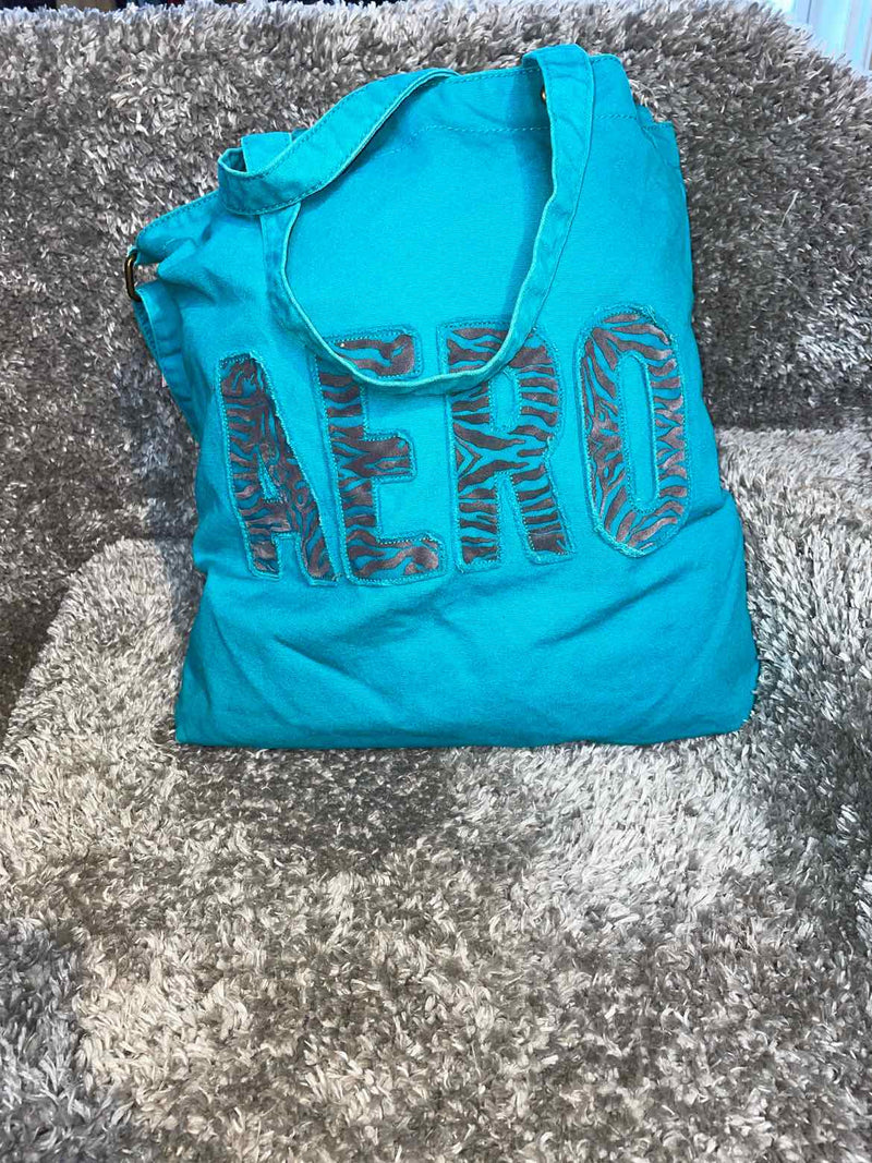 AERO Purse