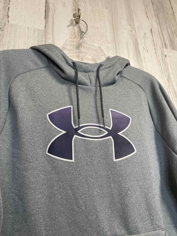 Under Armour Size L Hoodie