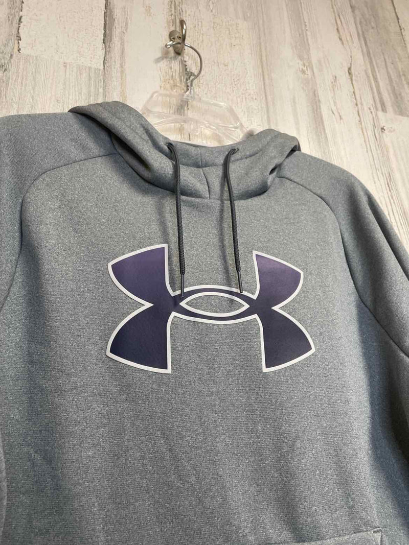 Under Armour Size L Hoodie