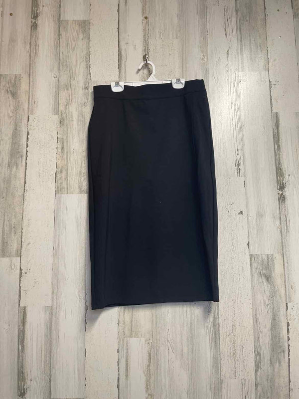 Size M Liz Claiborne Skirt