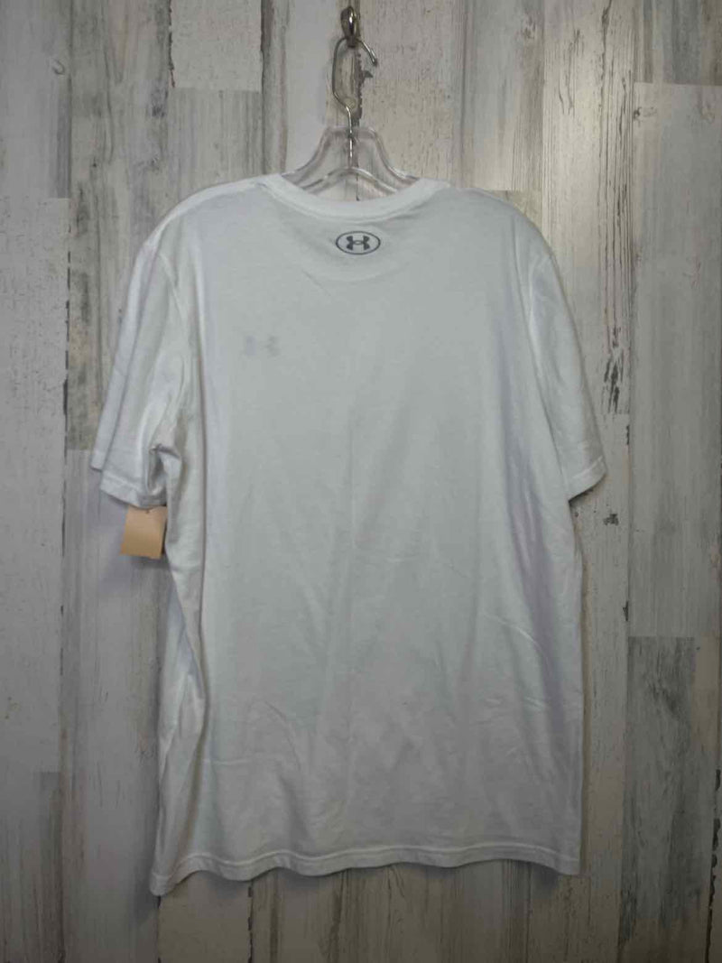 Size XL Under Armour Shirt