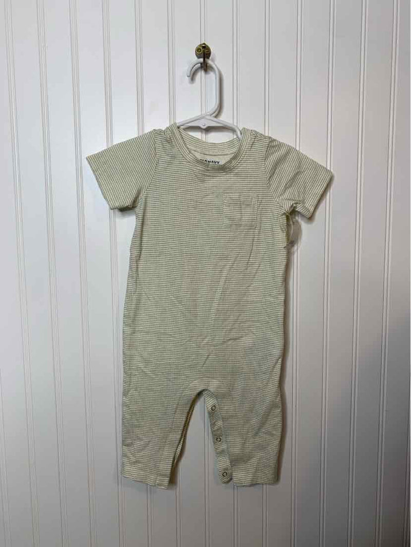 Old Navy 6/12M Baby