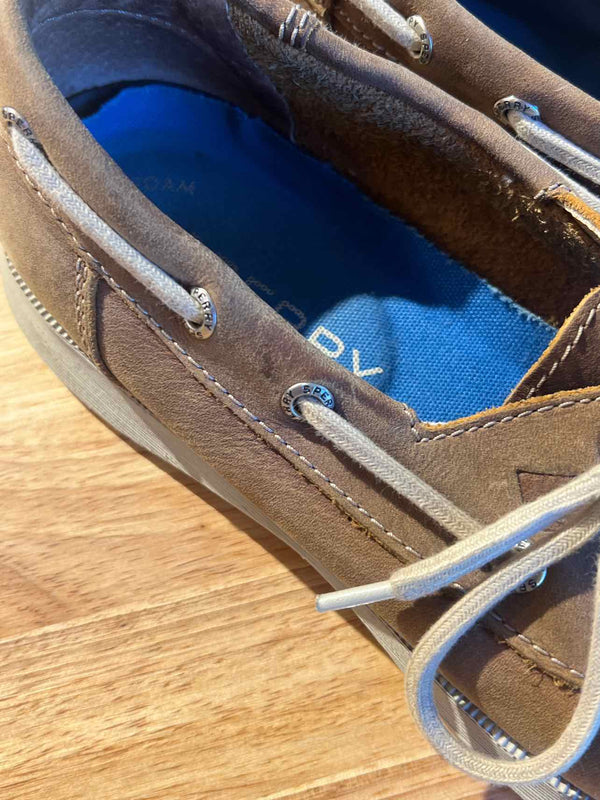 8.5 Sperry Shoes