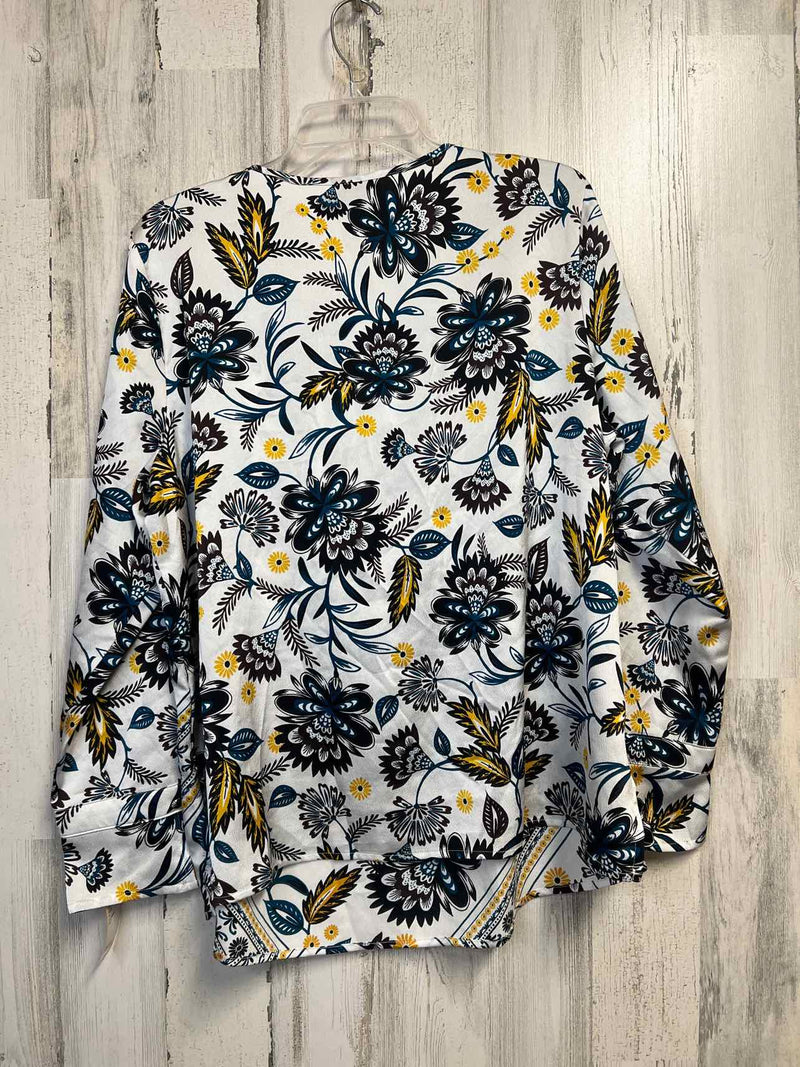 Liz Claiborne Size XL Shirt