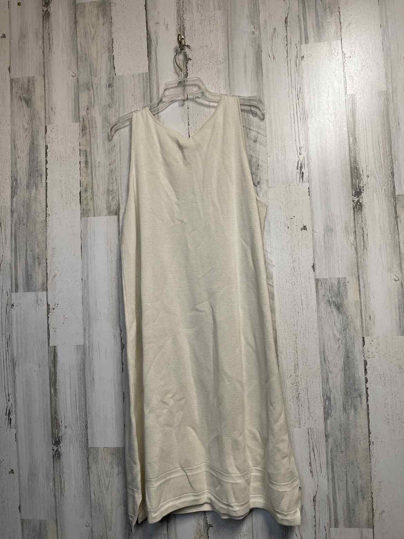 Size 1X Marla Wynne Dress
