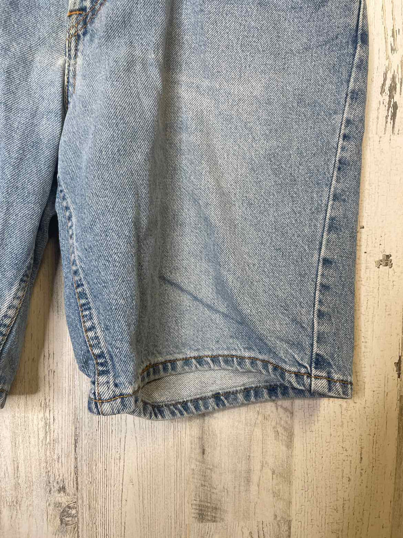 Size 38 Levi Strauss & Co. Shorts