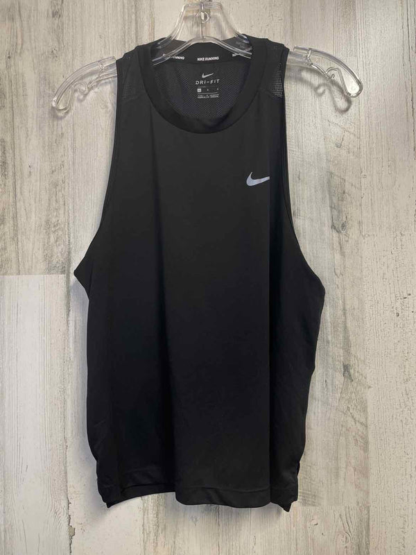Nike Size L Shirt