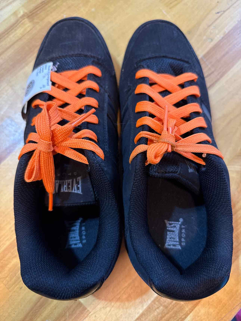 9.5 Everlast Sneakers