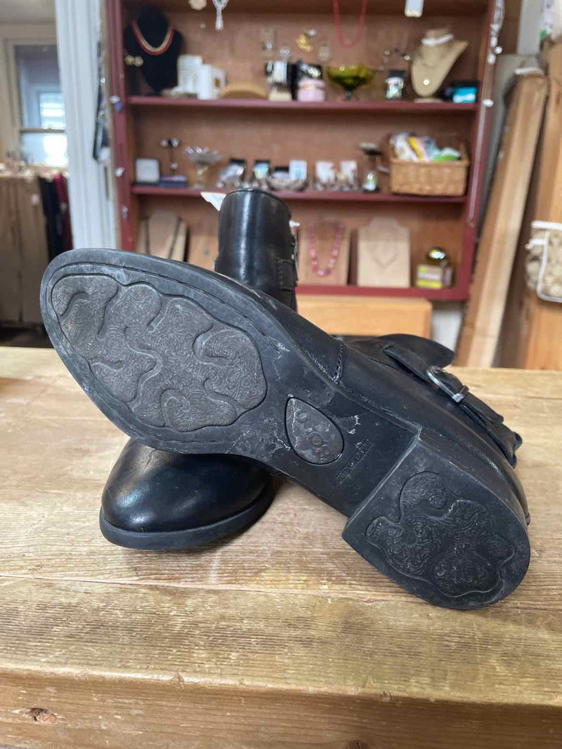 Shoe Size 6.5 Born Boots
