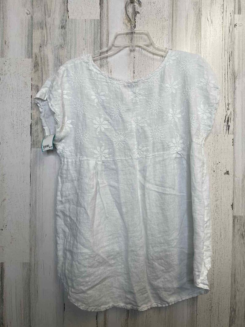 Boutique Size L Shirt