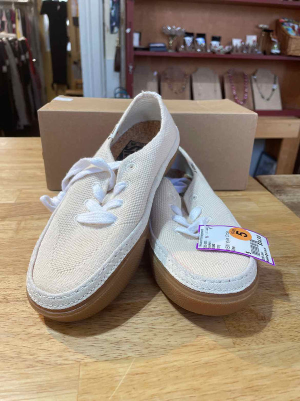 Shoe Size 5 VANS Sneakers