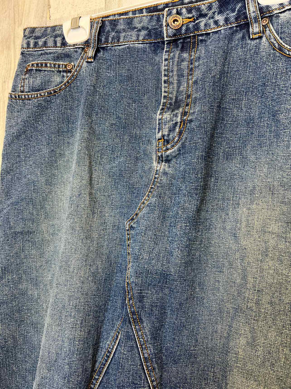 Size 13/14 Aeropostale Skirt