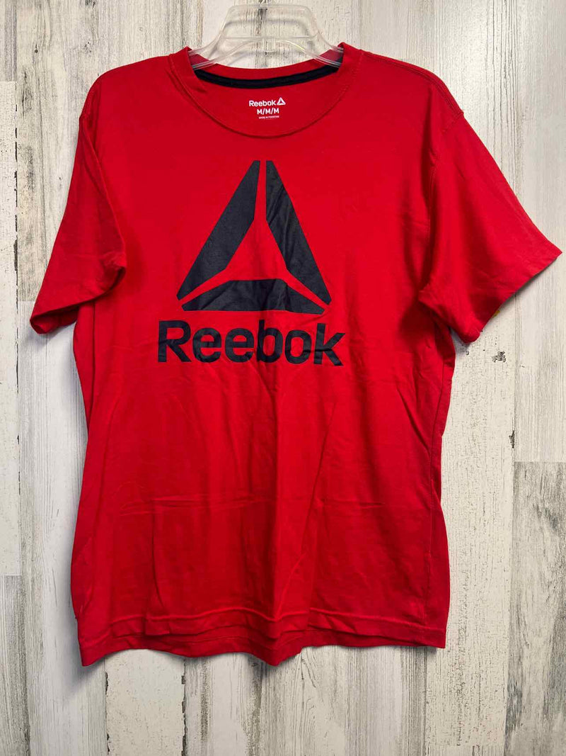 Size M reebok Shirt