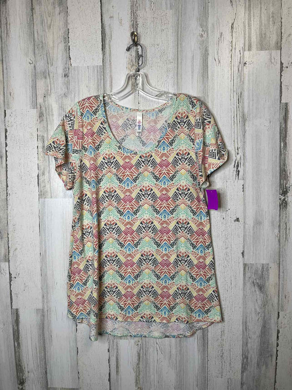 Lularoe Size L Shirt