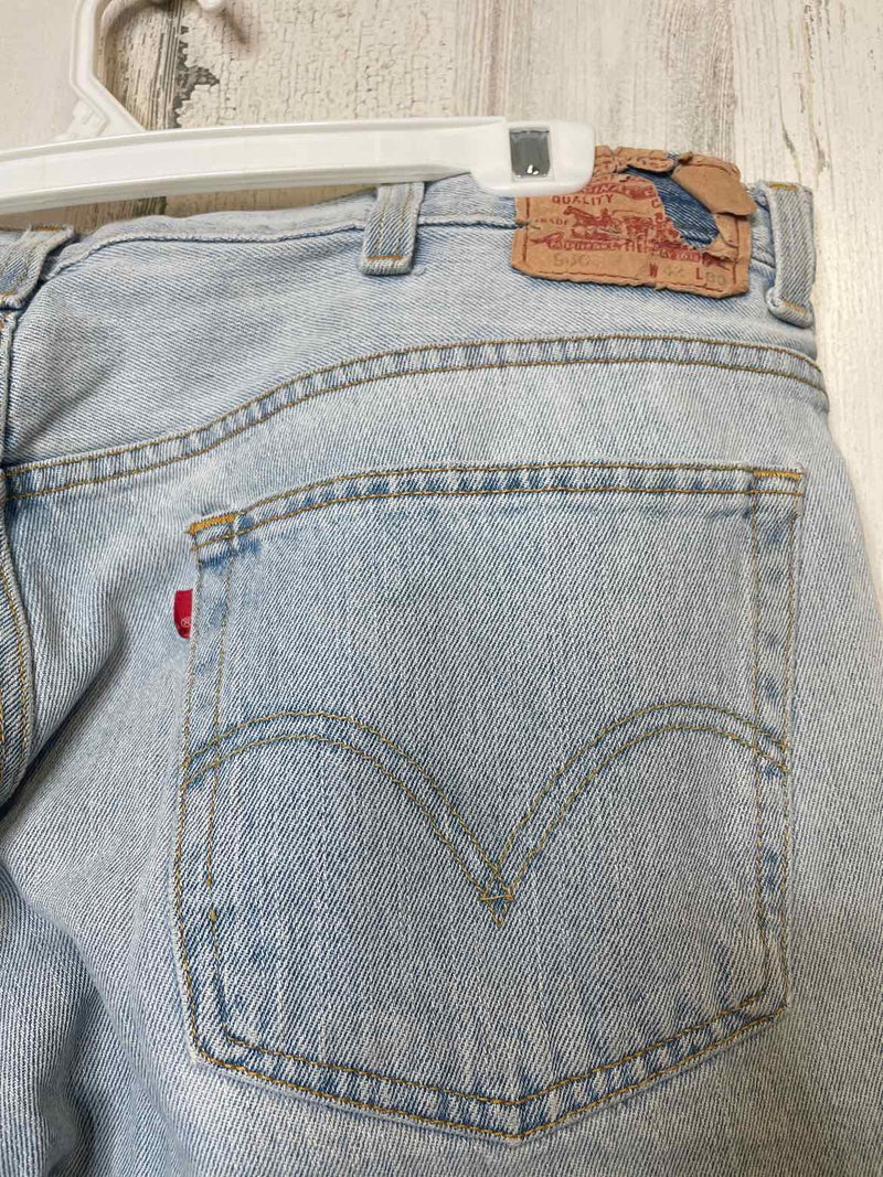 Size 42/30 Levi Strauss & Co. Jeans