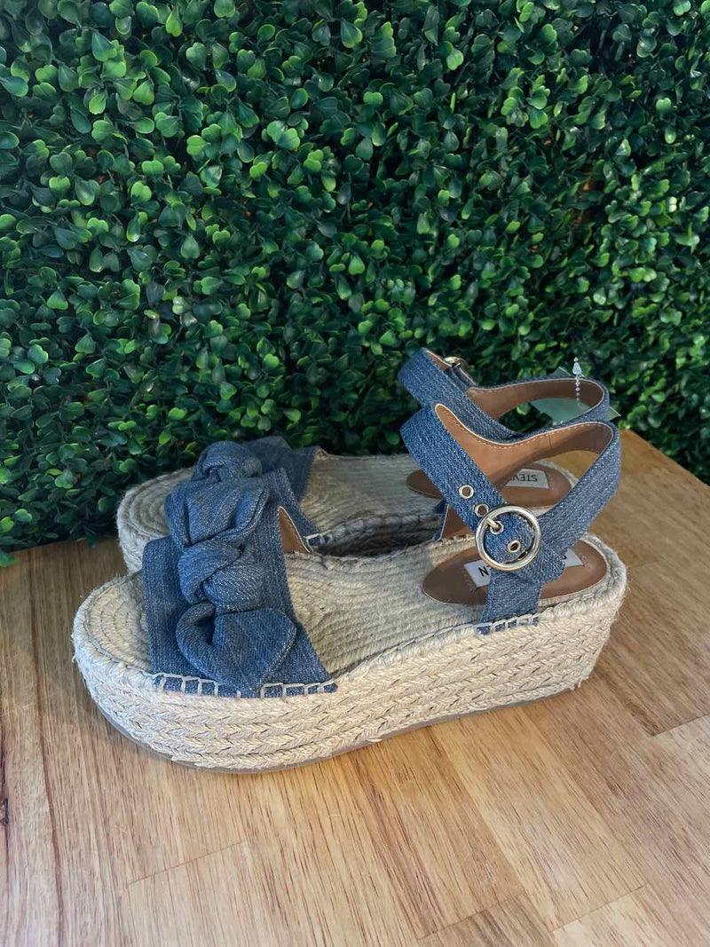 Shoe Size 7 Steve Madden Sandals