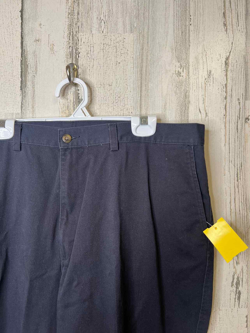 Size 40/30 Haggar Pants