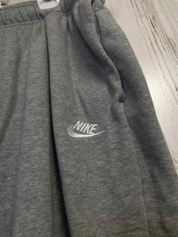 Size XL Nike Pants