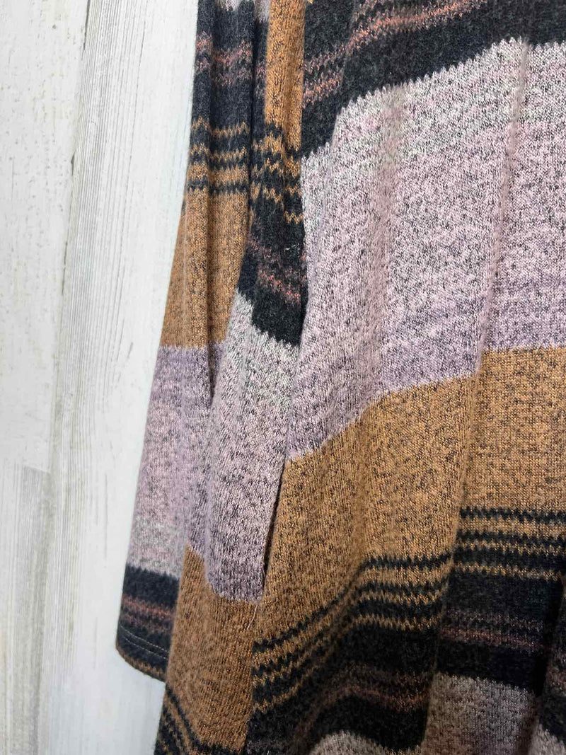 Size M Maurices Cardigan