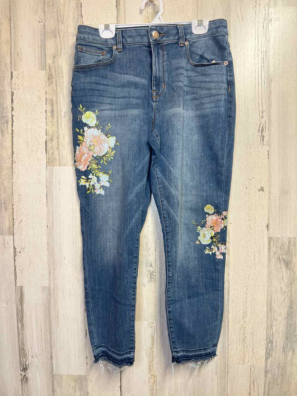 Size 11/12 Maurices Jeans