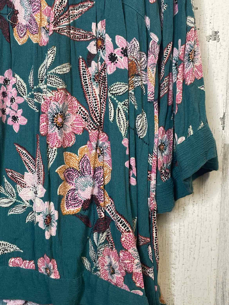 Maurices Size XL Shirt