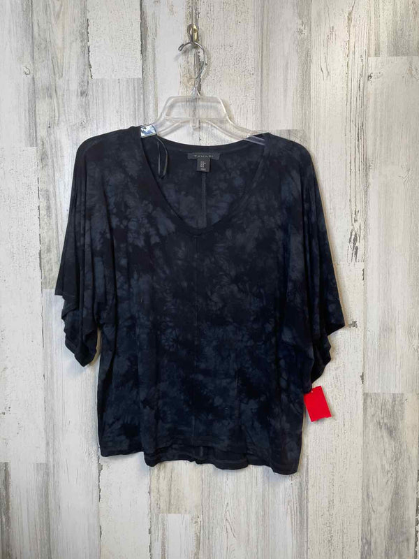 Tahari Size M Shirt