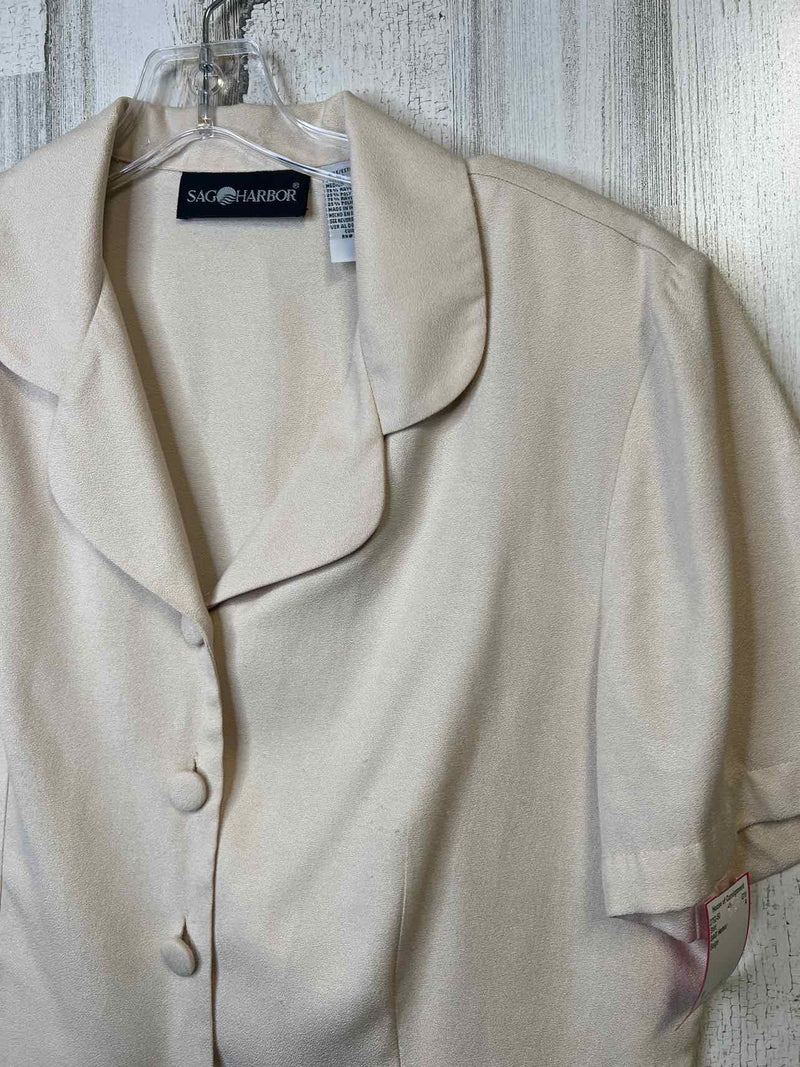 SAG Harbor Size M Shirt