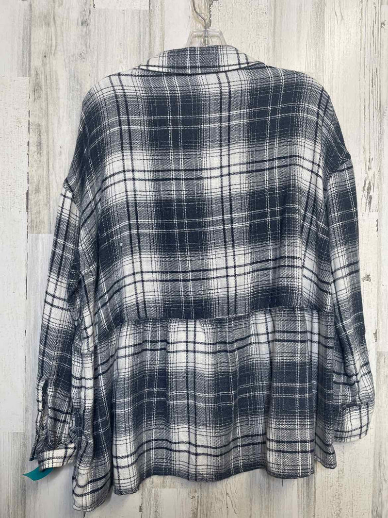 American Eagle Size XXS Shirt