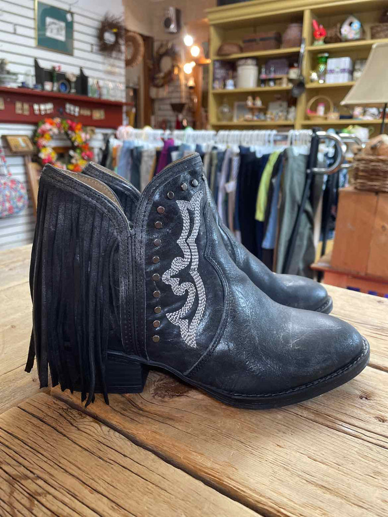 Shoe Size 9.5 Sterling River Boots
