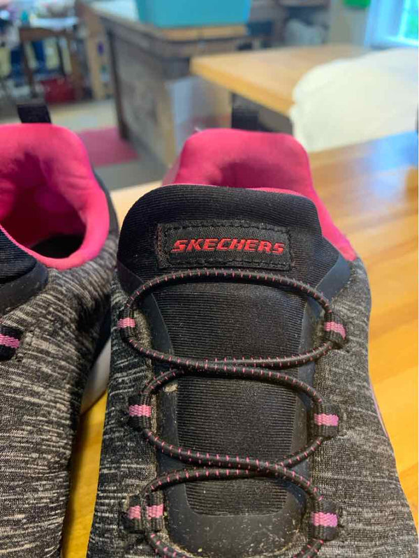 Shoe Size 9.5 Skechers Performance Sneakers