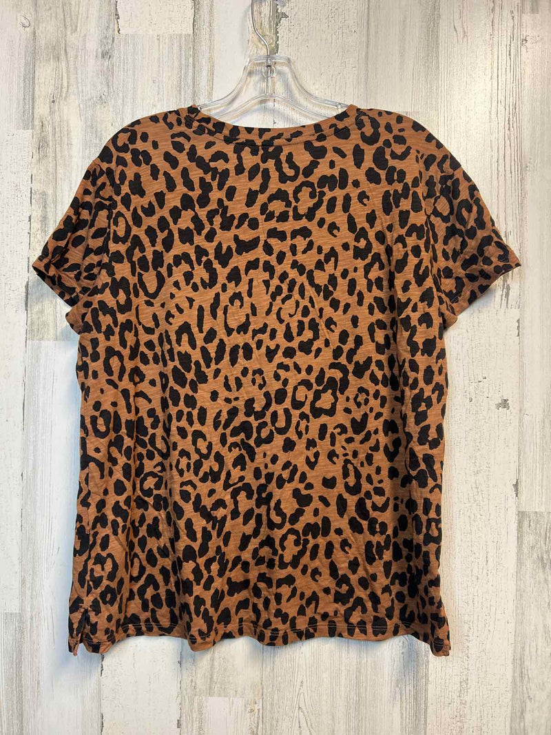 Maurices Size L Shirt