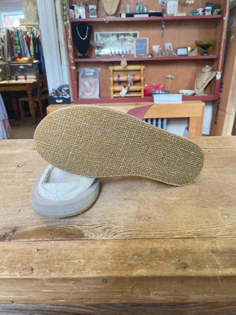 Shoe Size 6 Sanuk Shoes