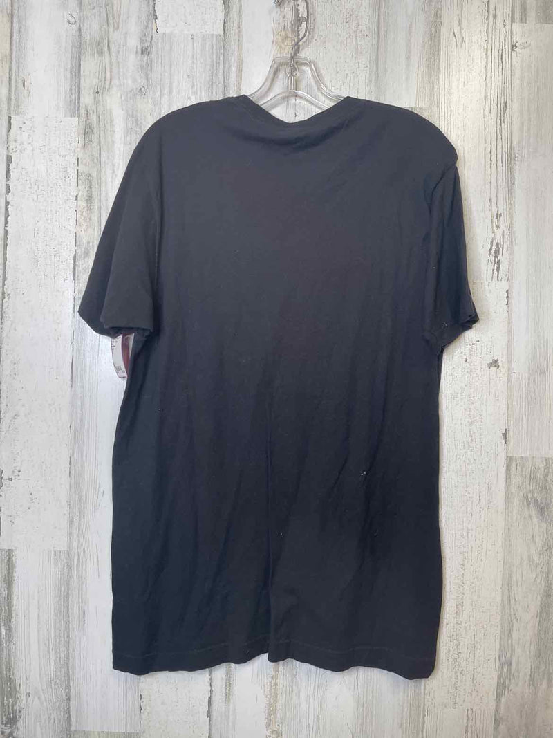 Boutique Size L Shirt