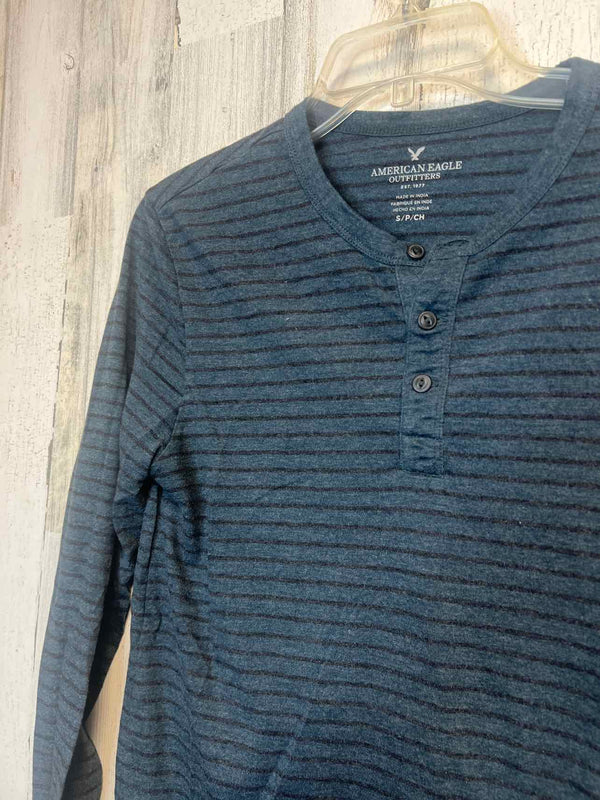 Size S American Eagle Shirt