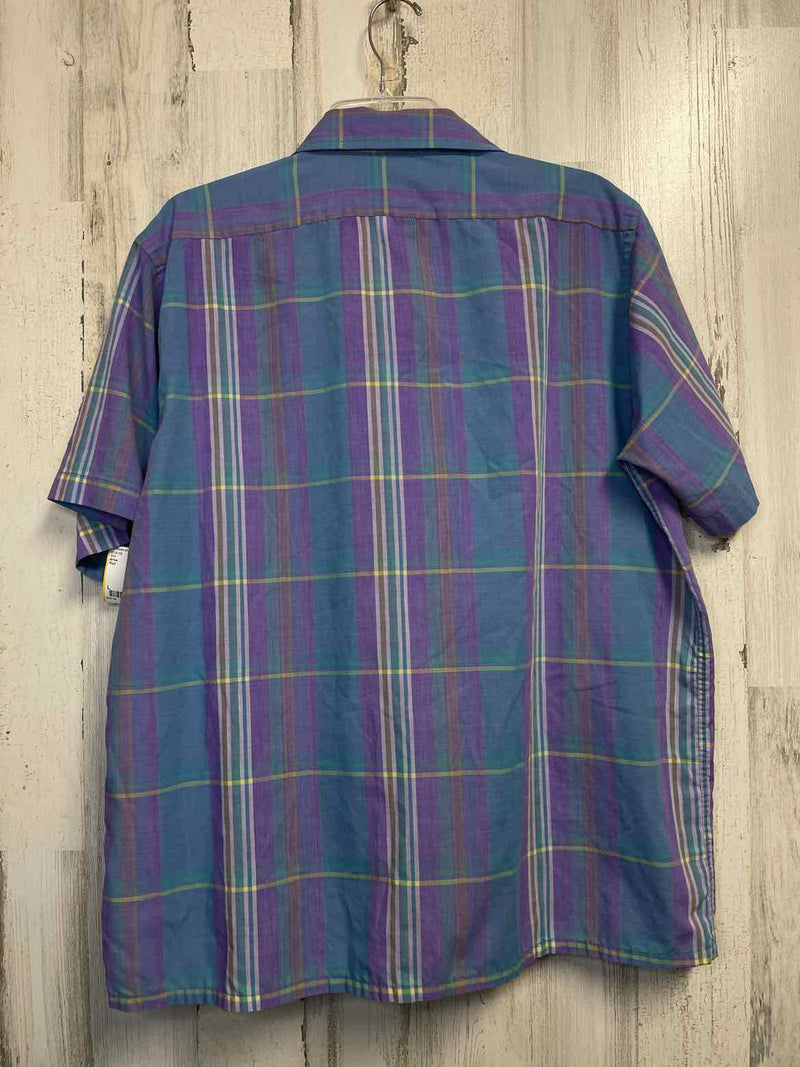 Size L Arrow Shirt