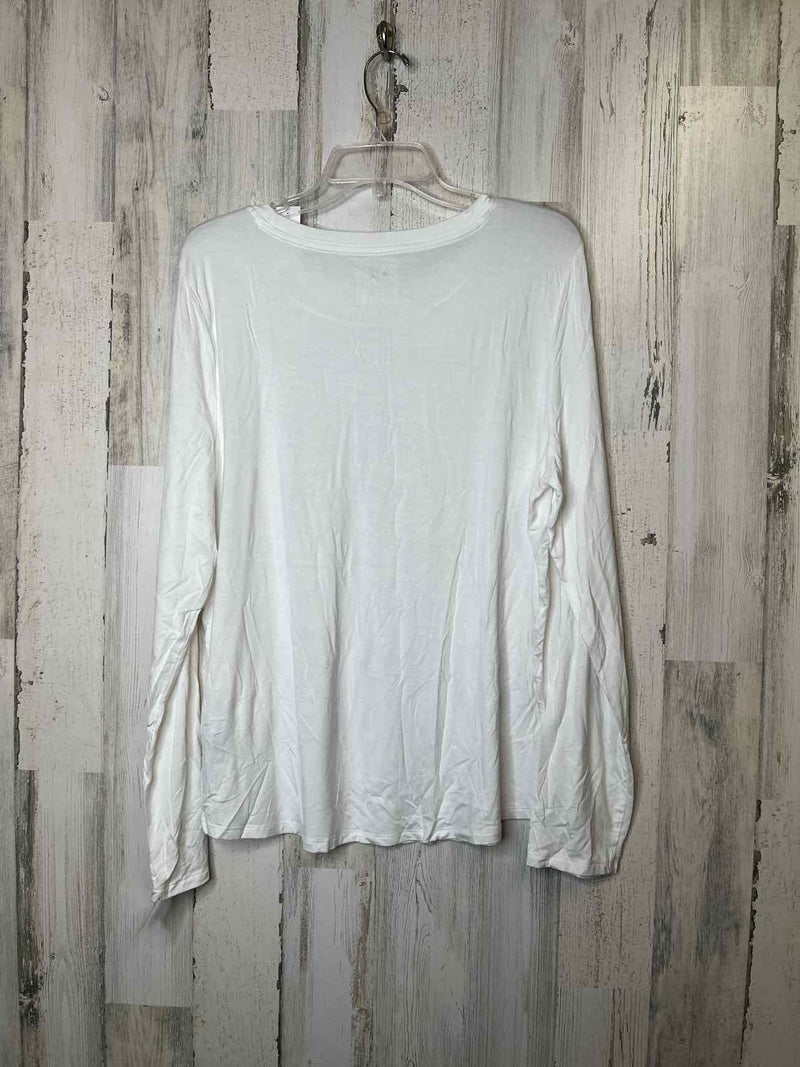 GAP Size XL Shirt