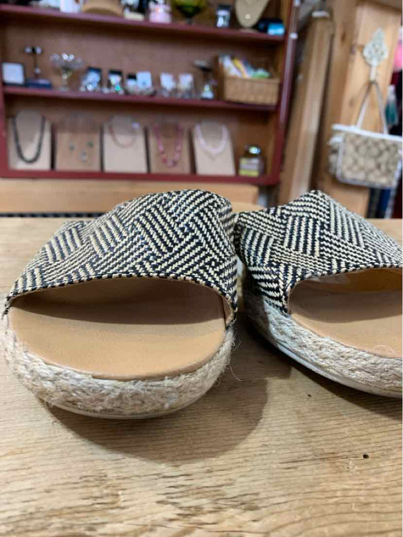 Shoe Size 8 Tommy Bahama Sandals