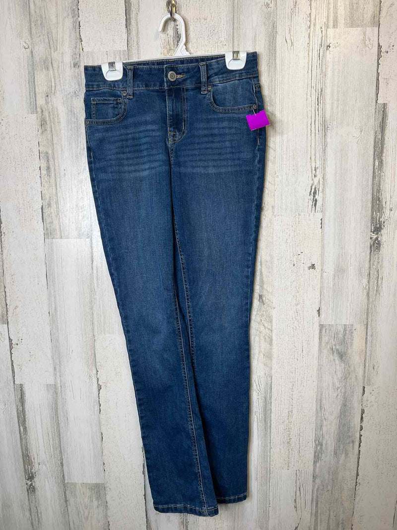 Size 0 Maurices Jeans