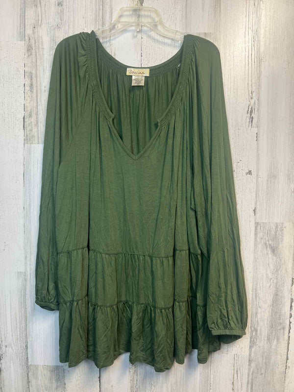Boutique Size 4X Shirt