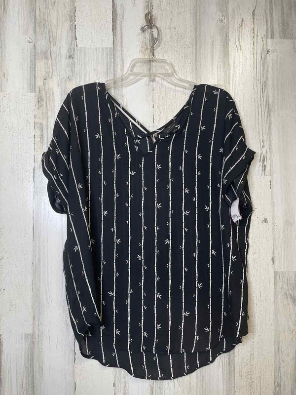 Worthington Size L Shirt