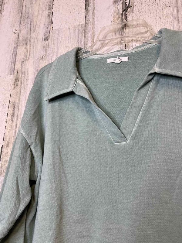 Maurices Size M Shirt
