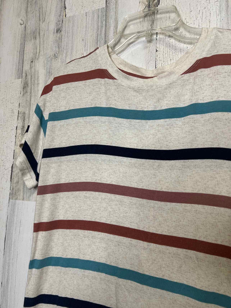Maurices Size S Shirt