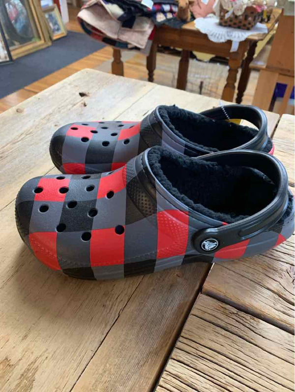 Shoe Size 8 Crocs Sandals