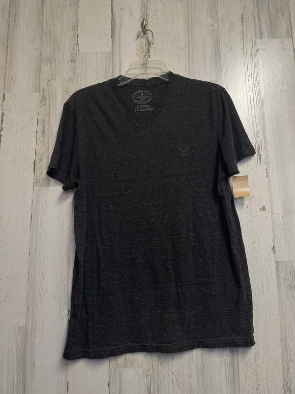 Size M American Eagle Shirt
